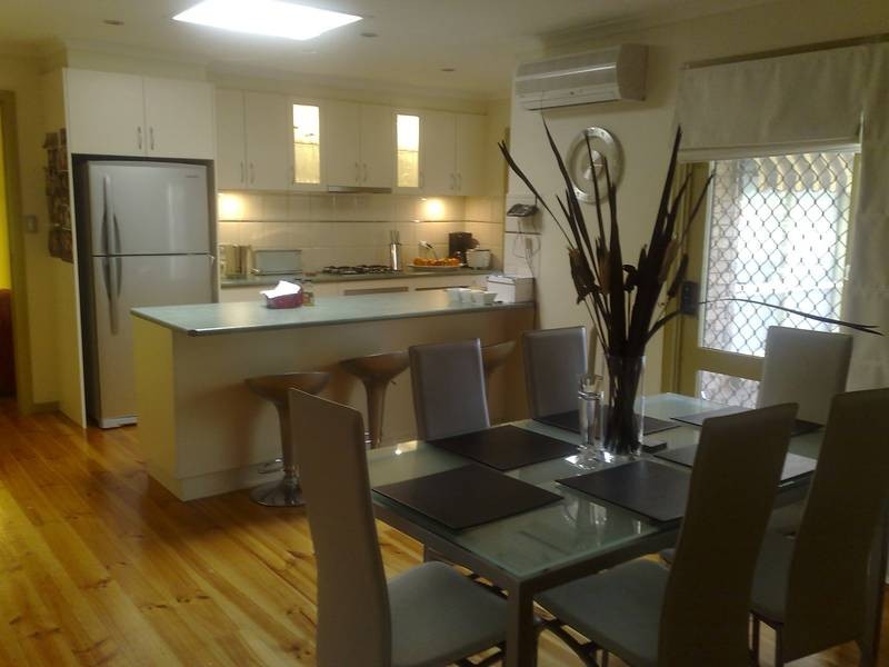 2 Wevlin Court, Endeavour Hills VIC 3802