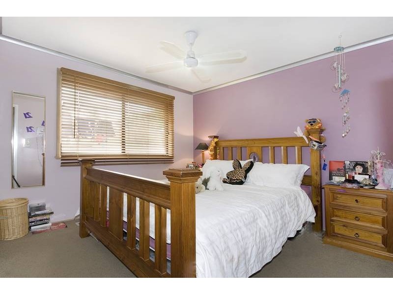 4 Sporing Court, Endeavour Hills VIC 3802