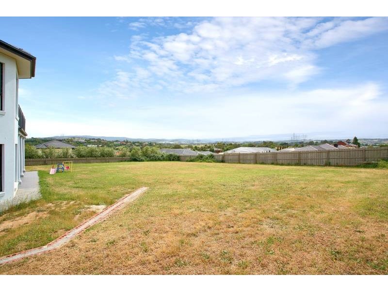 1 Denis Court, Narre Warren North VIC 3804