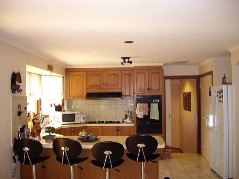 26 George Bass Avenue, Endeavour Hills VIC 3802