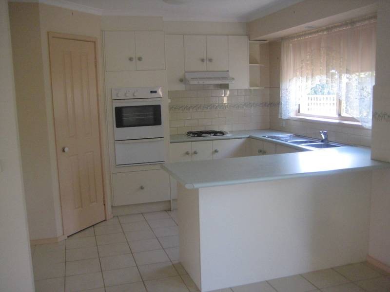 1 Lyndel Court, Berwick VIC 3806