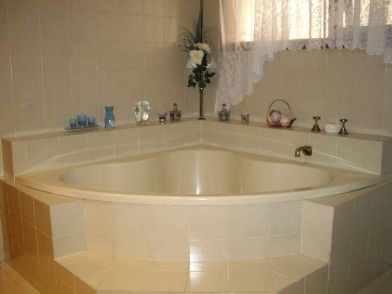 8 Bemm Court, Dandenong North VIC 3175