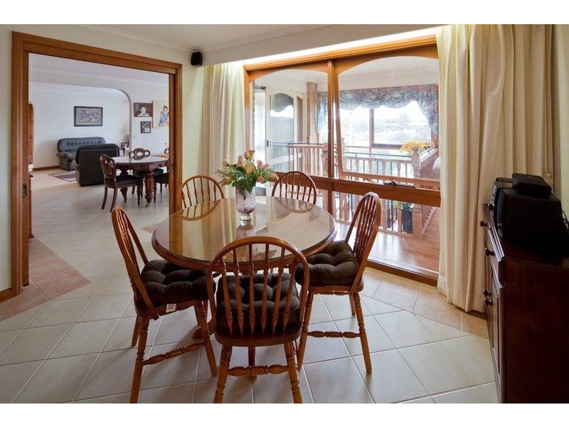 8 Bemm Court, Dandenong North VIC 3175