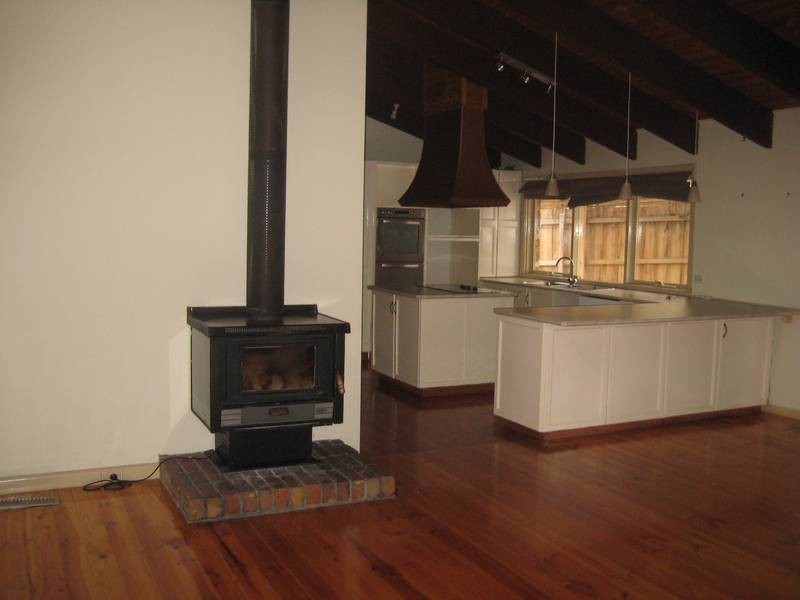 9 Nowell Court, Endeavour Hills VIC 3802