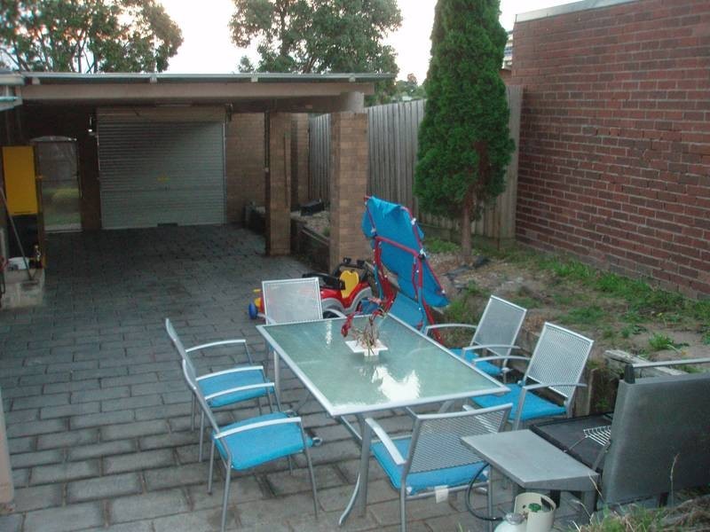 14 Stephens Close, Endeavour Hills VIC 3802