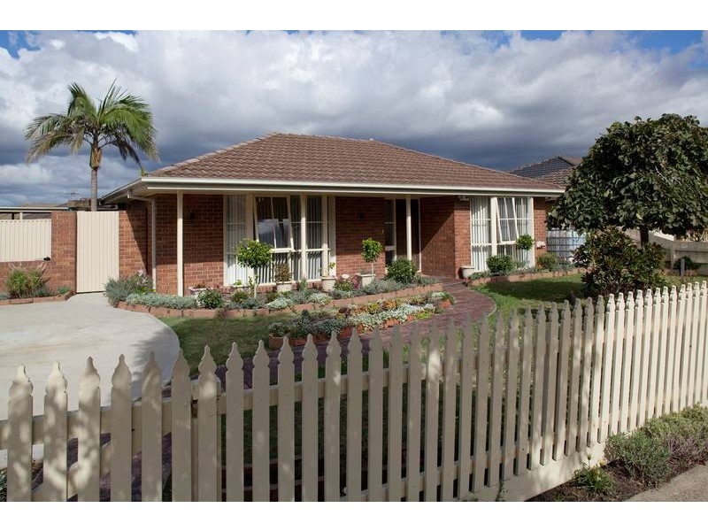 1 Florence Ave, Berwick VIC 3806