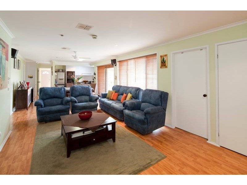1 Florence Ave, Berwick VIC 3806