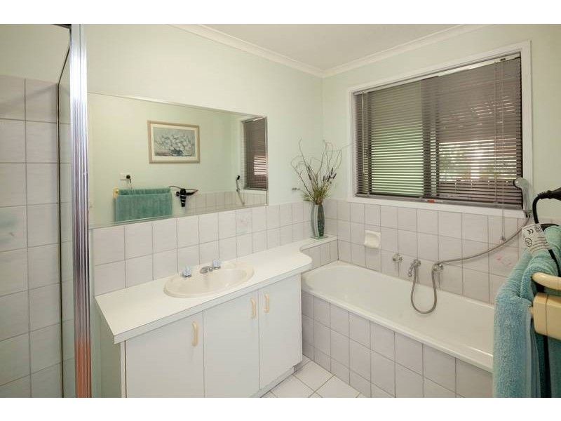 1 Florence Ave, Berwick VIC 3806