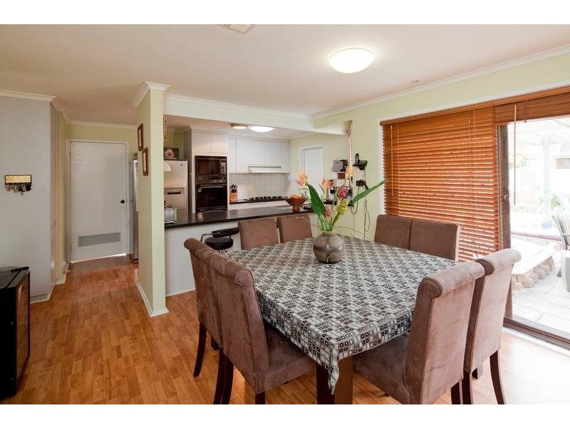1 Florence Ave, Berwick VIC 3806