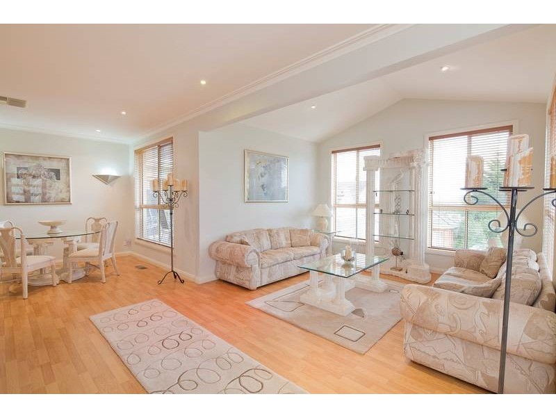 3 Sulky Court, Endeavour Hills VIC 3802