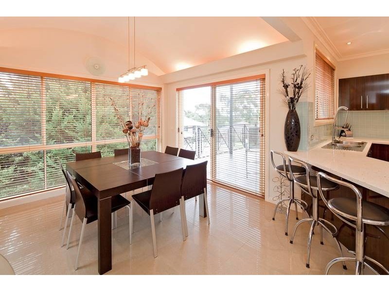 3 Sulky Court, Endeavour Hills VIC 3802