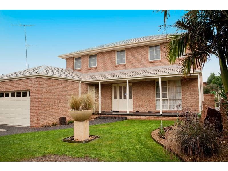 287 James Cook Drive, Endeavour Hills VIC 3802