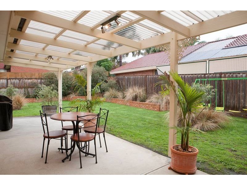 287 James Cook Drive, Endeavour Hills VIC 3802