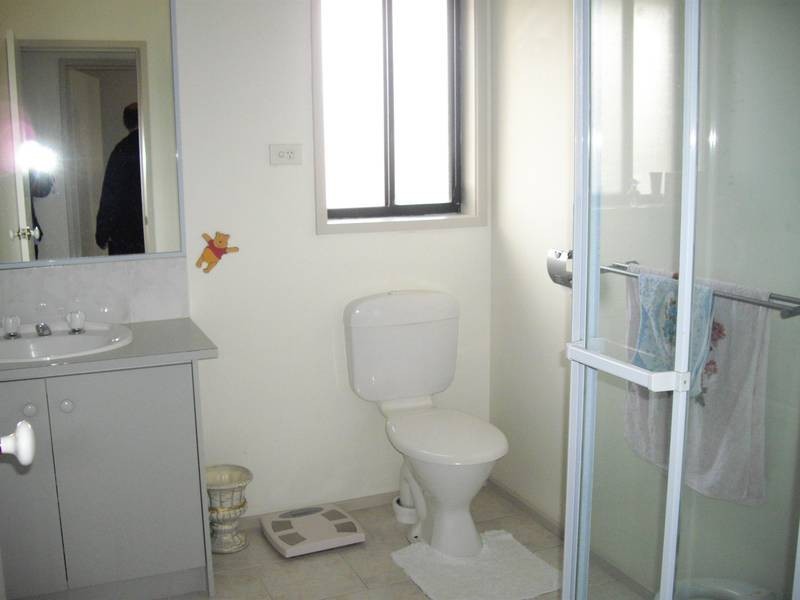 2/11 Temby Close, Endeavour Hills VIC 3802