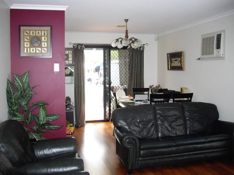 2/11 Temby Close, Endeavour Hills VIC 3802