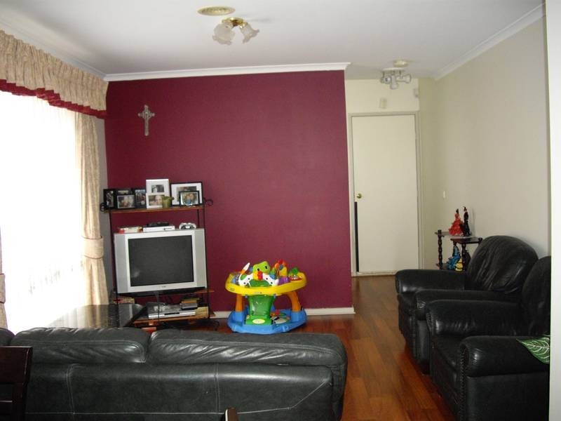 2/11 Temby Close, Endeavour Hills VIC 3802