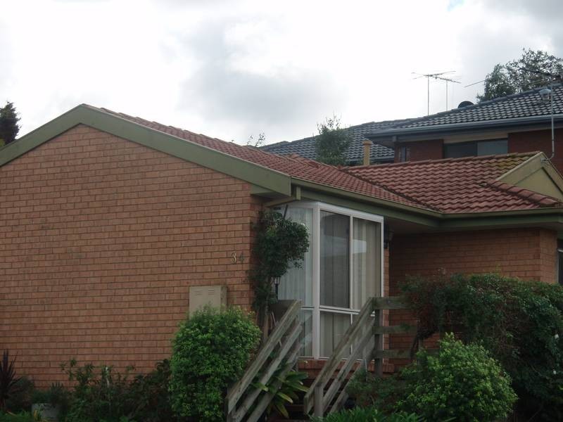 1/34 John Hunter Drive, Endeavour Hills VIC 3802