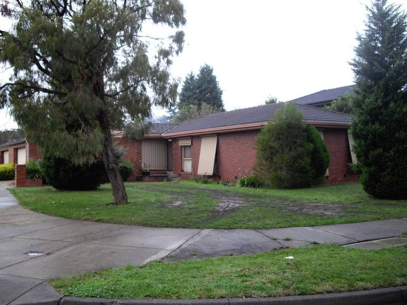 20 Adamson Drive, Endeavour Hills VIC 3802