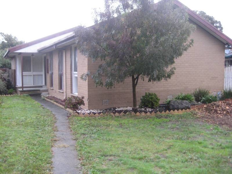 11 Piedmont Close, Endeavour Hills VIC 3802