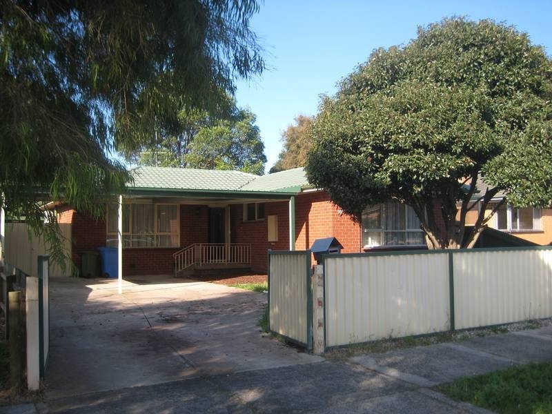 50 Lurlin Street, Cranbourne VIC 3977