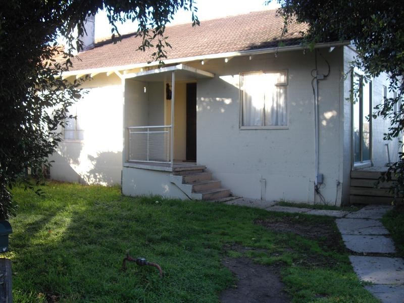 27 Kanooka Grove, Doveton VIC 3177