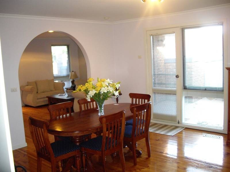 2 Barker Court, Endeavour Hills VIC 3802