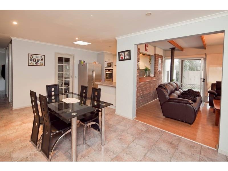 26 Temby Close, Endeavour Hills VIC 3802