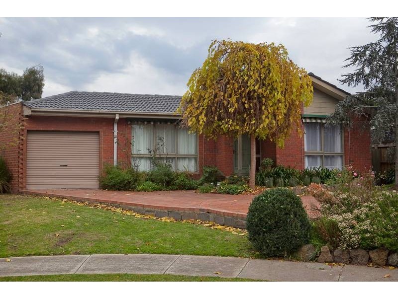 7 McKillop Place, Endeavour Hills VIC 3802
