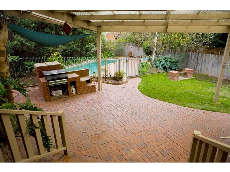 5 Naila Close, Endeavour Hills VIC 3802