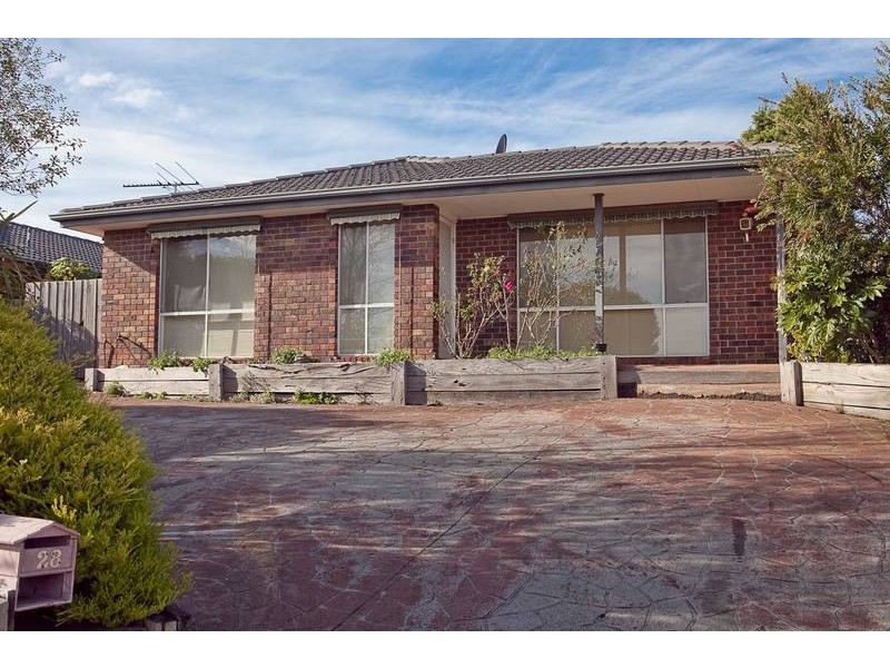 28 Inverness Street, Endeavour Hills VIC 3802