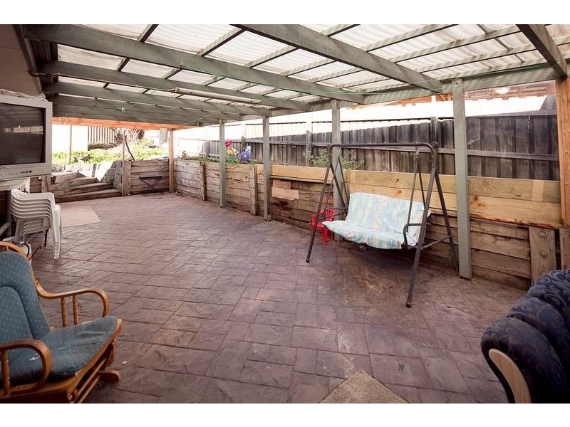 28 Inverness Street, Endeavour Hills VIC 3802