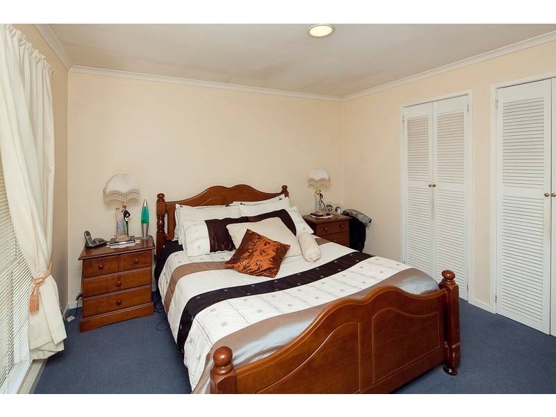 28 Inverness Street, Endeavour Hills VIC 3802