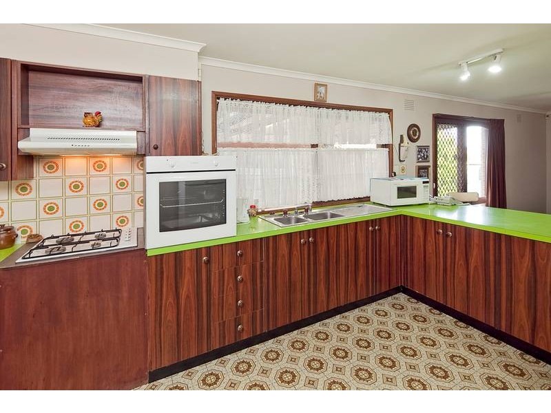 8 Edis Court, Endeavour Hills VIC 3802