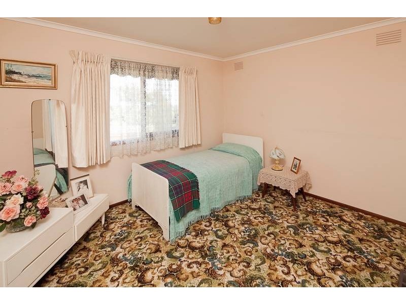 8 Edis Court, Endeavour Hills VIC 3802