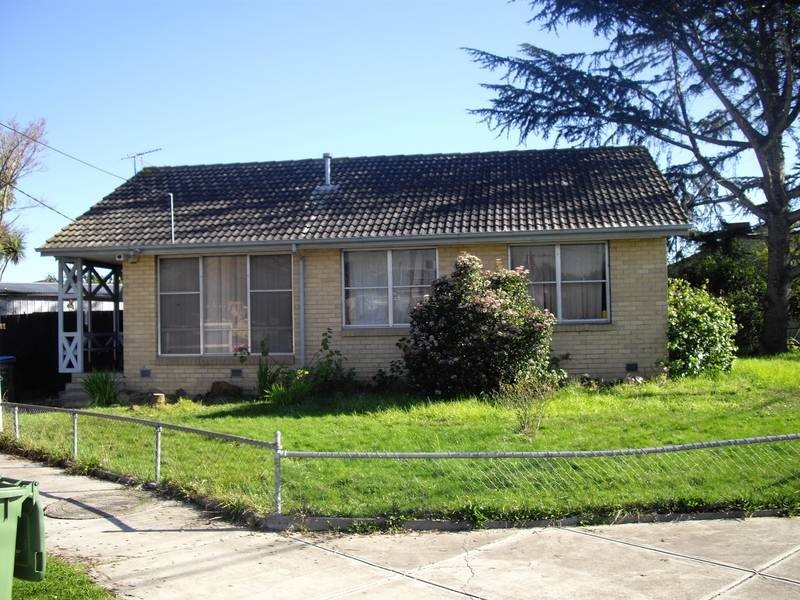 15 Liquidamber Street, Doveton VIC 3177