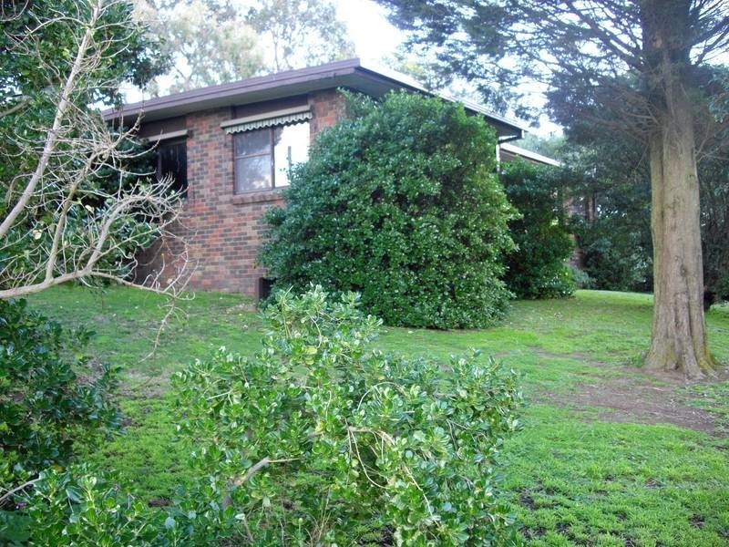 307 Hallam North Road, Lysterfield South VIC 3156