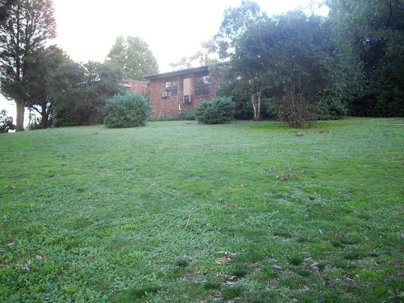 307 Hallam North Road, Lysterfield South VIC 3156