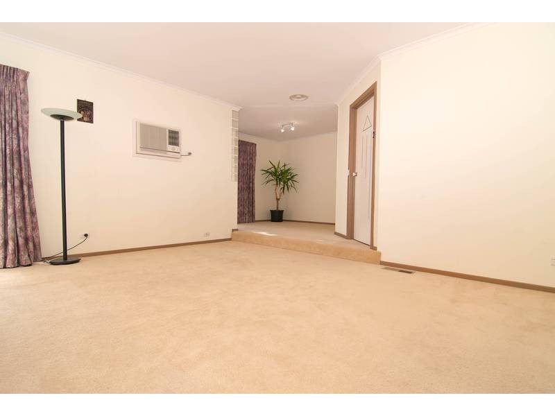 1 Rita Court, Endeavour Hills VIC 3802