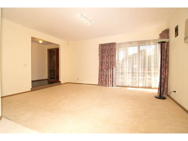 1 Rita Court, Endeavour Hills VIC 3802