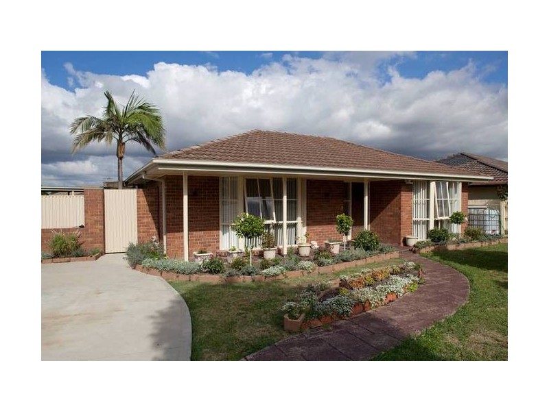1 Florence Avenue, Berwick VIC 3806