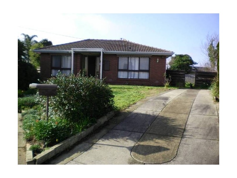 6 Griffiths Court, Dandenong North VIC 3175