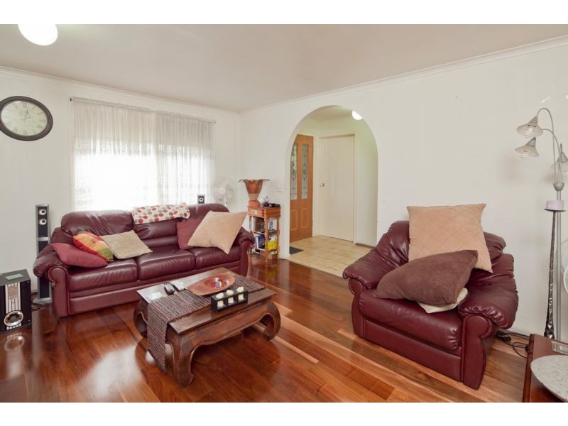 56 John Fawkner Drive, Endeavour Hills VIC 3802