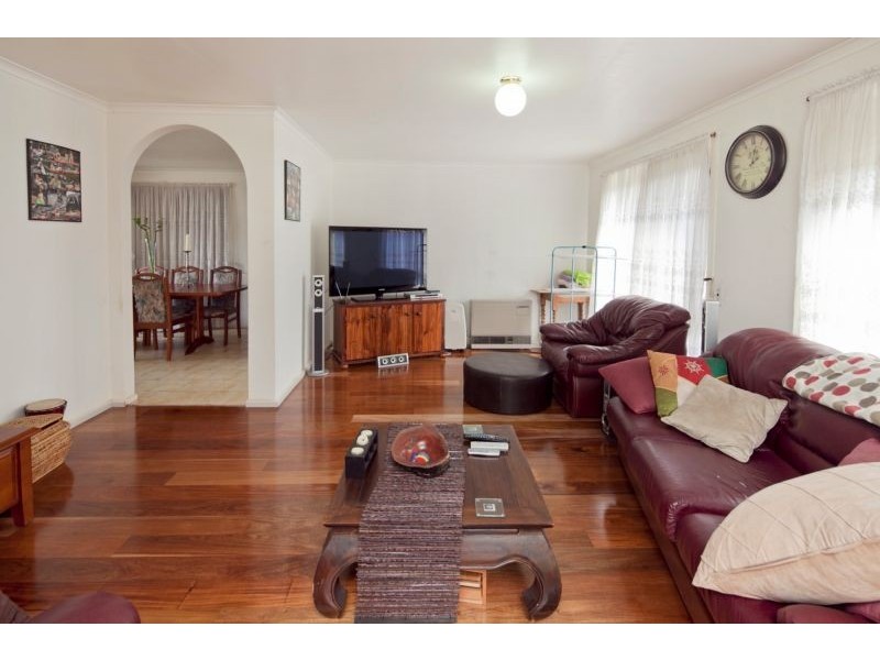 56 John Fawkner Drive, Endeavour Hills VIC 3802