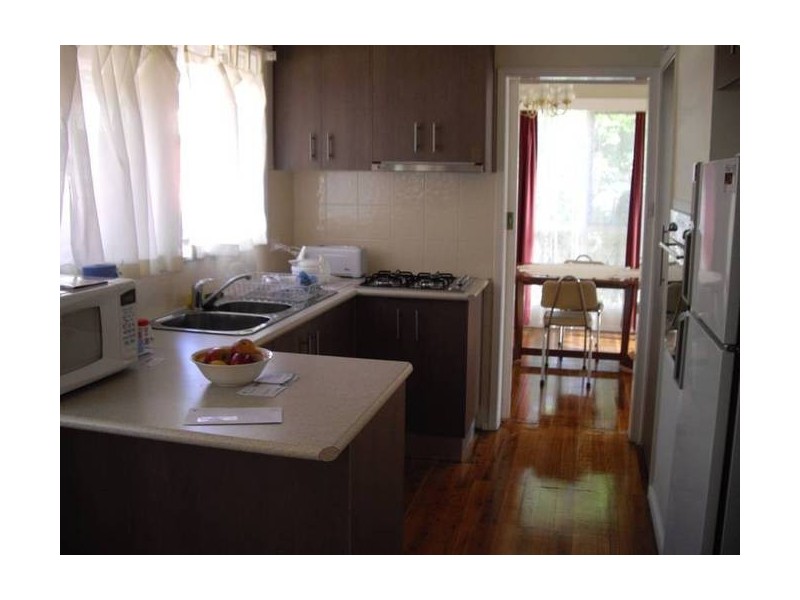 10 Milton Court, Mulgrave VIC 3170