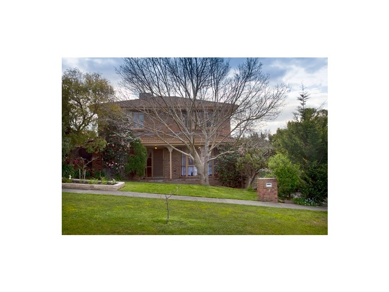 265 James Cook Drive, Endeavour Hills VIC 3802