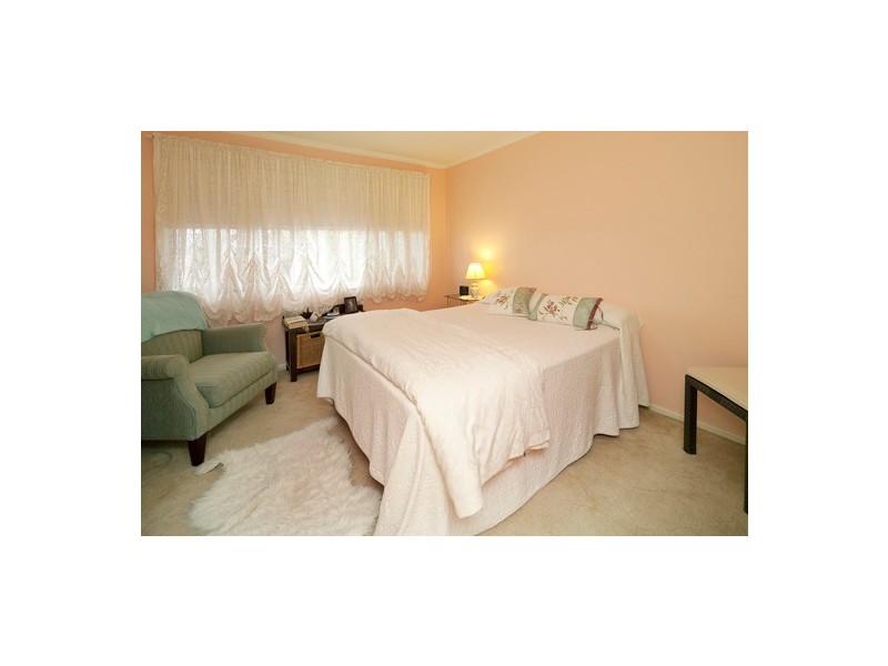 265 James Cook Drive, Endeavour Hills VIC 3802