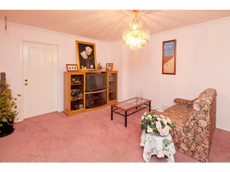 36 David Collins Drive, Endeavour Hills VIC 3802