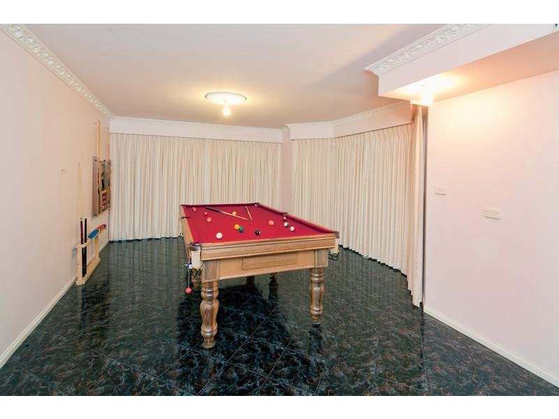 36 David Collins Drive, Endeavour Hills VIC 3802