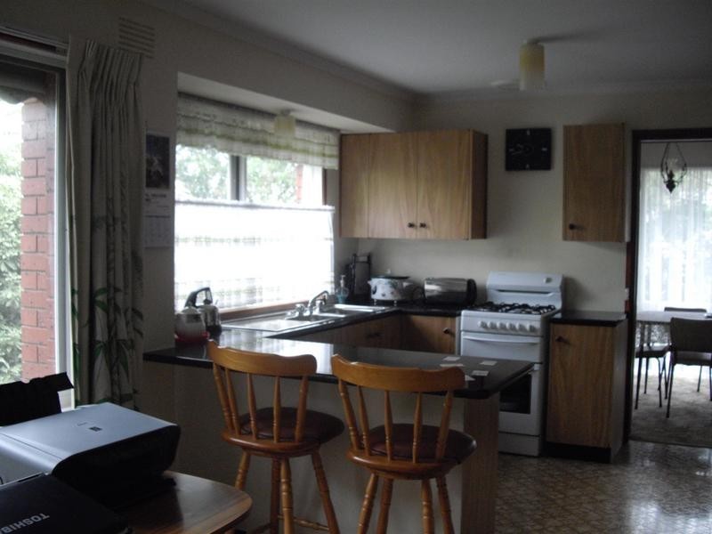 39 Clifton Way, Endeavour Hills VIC 3802