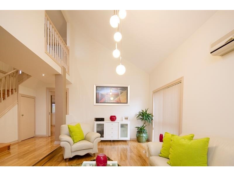 6 Bedwell Court, Endeavour Hills VIC 3802